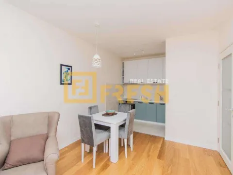 Izdavanje, jednosoban stan, 50m², City Kvart, Podgorica - image 3