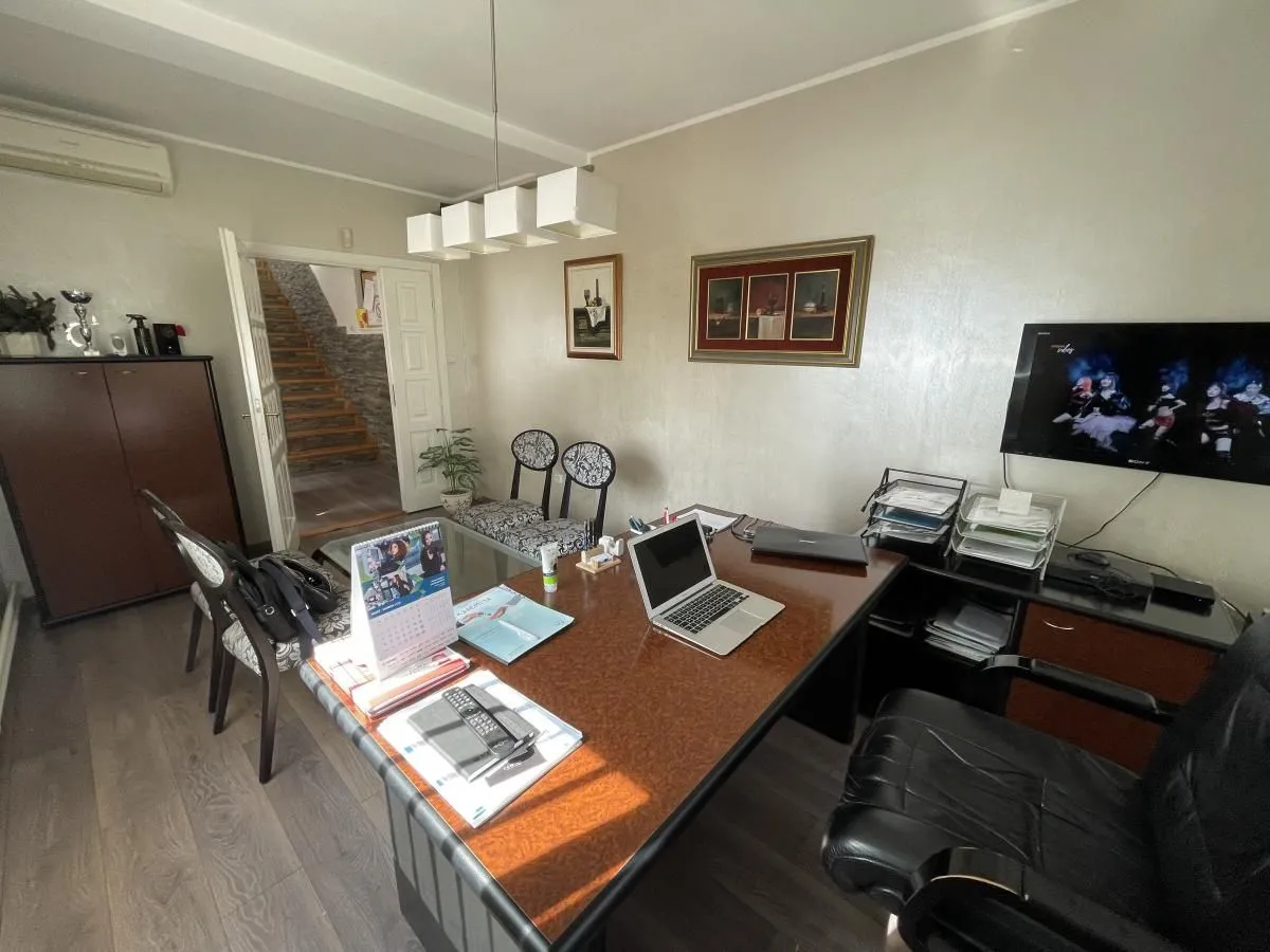 Rent, office space, 120m², Banatić, Novi Sad Sve Podlokacije