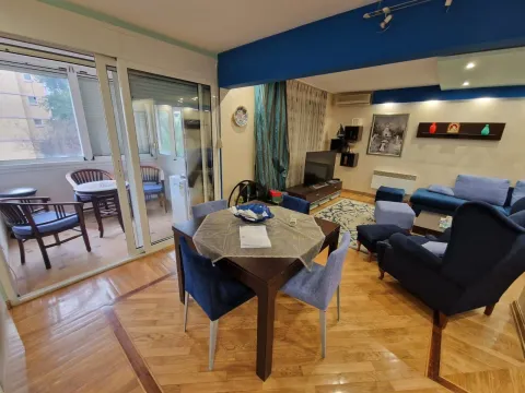 Sale, two bedroom apartment, 85m², Centar, Budva - image 2