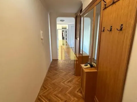 Izdavanje, poslovni prostor, 96m², Rotkvarija, Novi Sad Sve Podlokacije - image 11