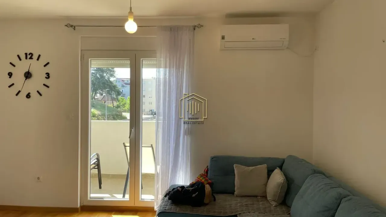 Izdavanje, dvosoban stan, 56m², Ljubović, Podgorica
