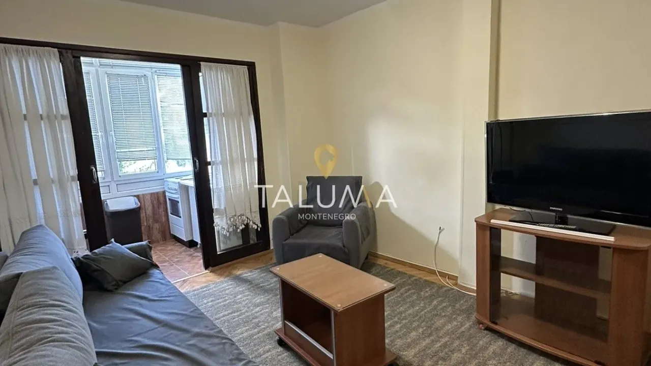 Izdavanje, dvosoban stan, 53m², Preko Morače, Podgorica