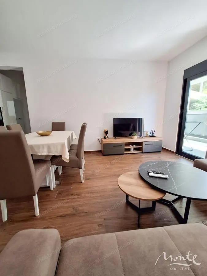 Sale, two bedroom apartment, 67m², Dobre Vode, Bar