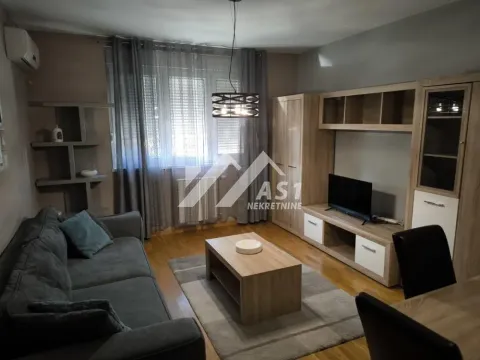 Izdavanje, stan, 28m², Podbara, Novi Sad Sve Podlokacije - image 1