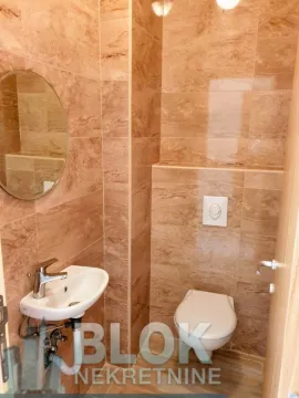 Izdavanje, dvosoban stan, 60m², Blok 6, Podgorica - image 4