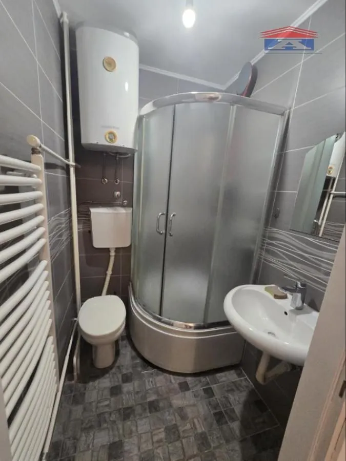 Izdavanje, dvosoban stan, 54m², Železnička Stanica, Novi Sad Sve Podlokacije