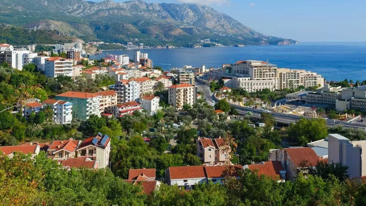 Sale, land lot, 8960m², Bečići, Budva