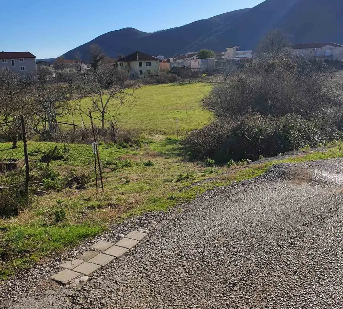 Prodaja, plac, 1785m², Kotor, Crna Gora