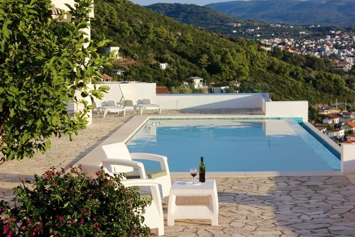 Sale, house, 450m², Dobra Voda, Bar