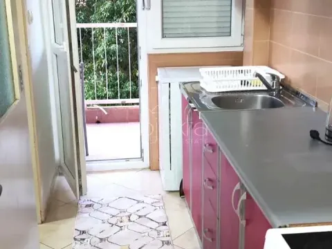 Izdavanje, stan, 41m², Tivat, Crna Gora - image 4