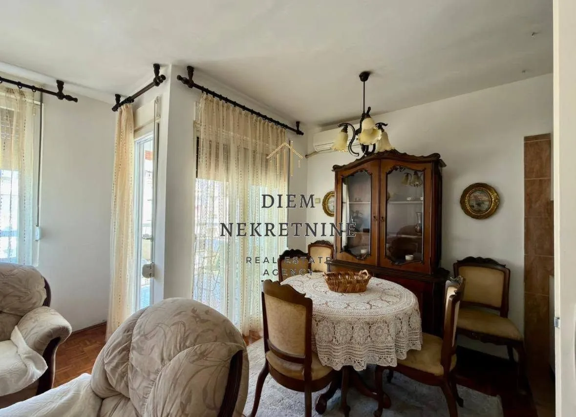 Rent, two bedroom apartment, 62m², Centar, Bar
