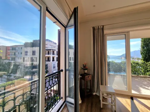 Sale, two bedroom apartment, 152m², Tivat, Crna Gora - image 29