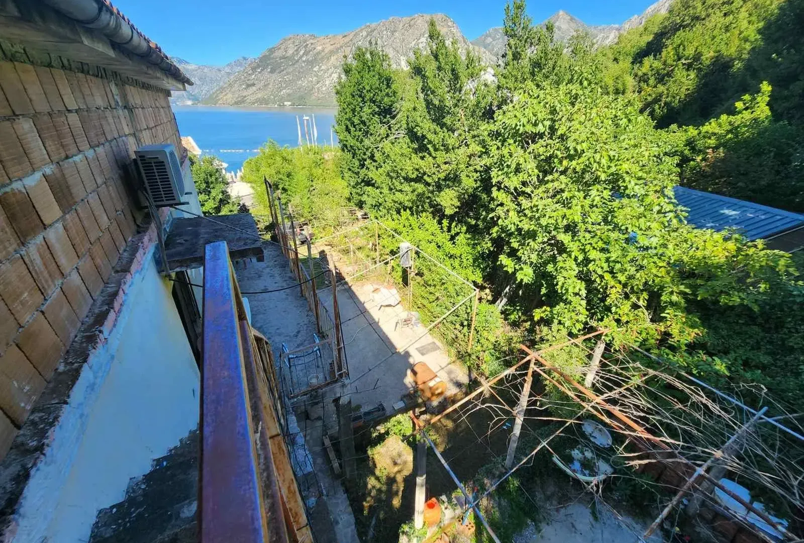 Sale, house, 241m², Dobrota, Kotor