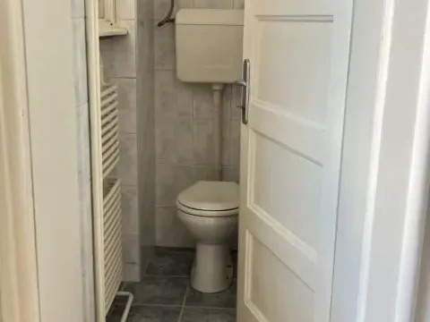 Izdavanje, trosoban stan, 80m², Staro groblje, Niš - image 23