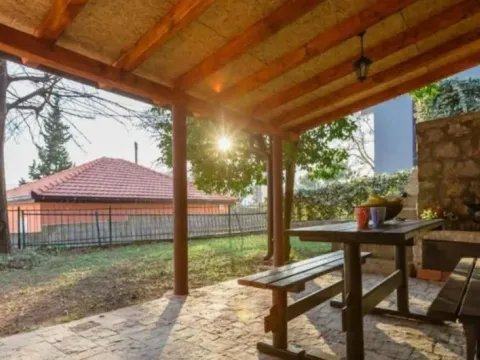 Sale, house, 64m², Orahovac, Kotor - image 10