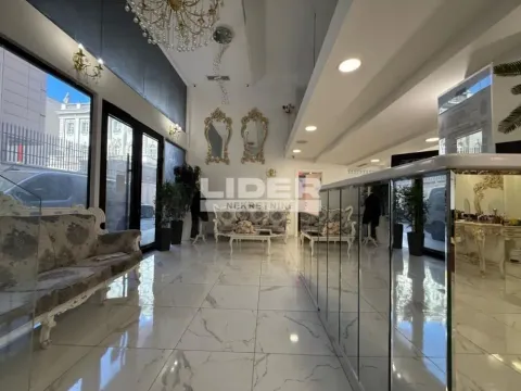 Izdavanje, poslovni prostor, 320m², Savski Venac, Beograd - image 14