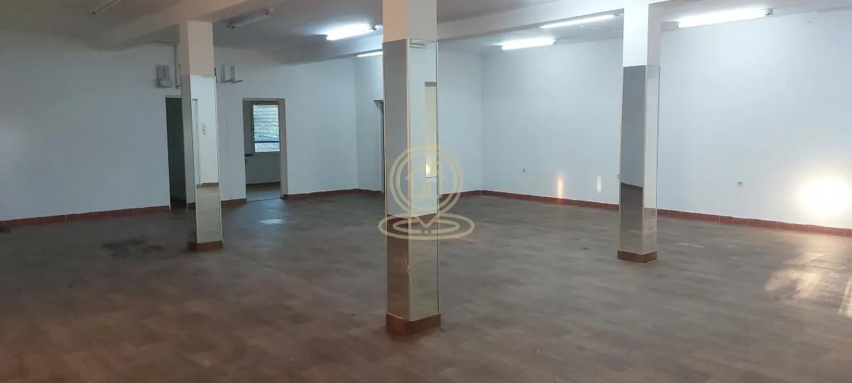 Rent, office space, 202m², Voždovac Sve Podlokacije, Beograd