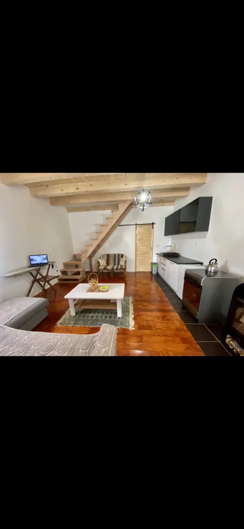 Prodaja, kuća, 400m², Borje, Žabljak