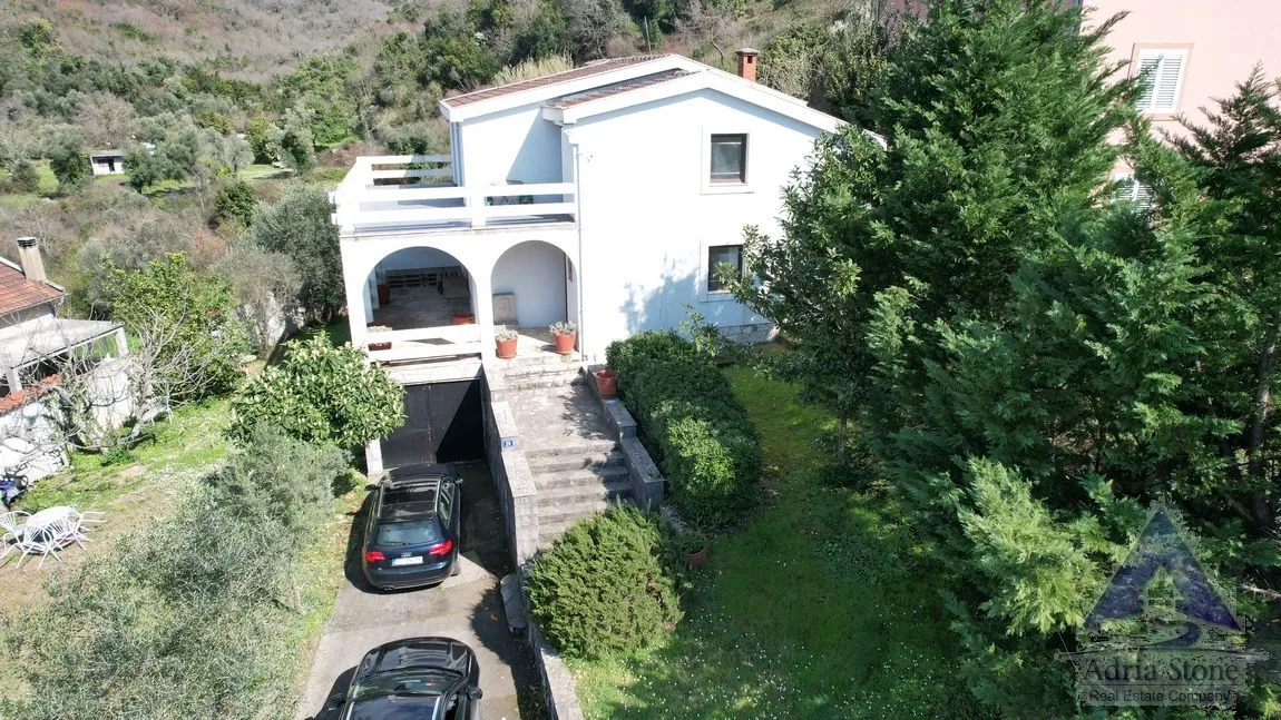 Prodaja, kuća, 225m², Seljanovo, Tivat