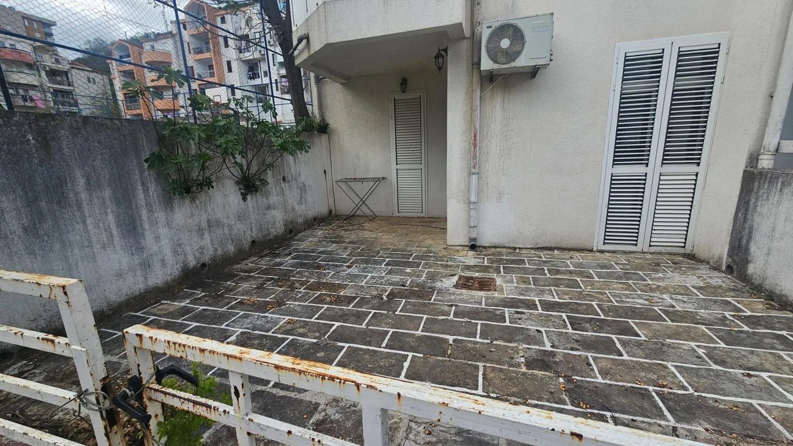 Prodaja, dvosoban stan, 62m², Golubovina, Budva