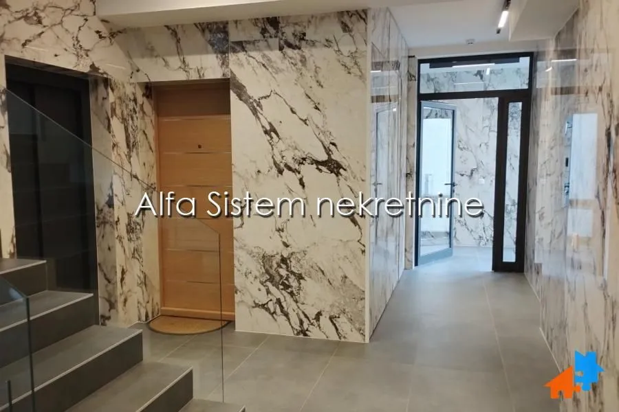 Rent, two bedroom apartment, 90m², Voždovac Sve Podlokacije, Beograd