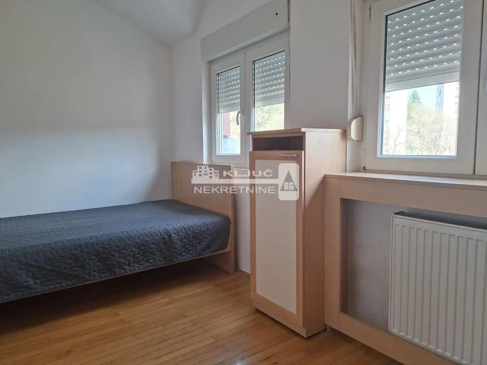 Sale, three bedroom apartment, 79m², Kanarevo Brdo, Beograd