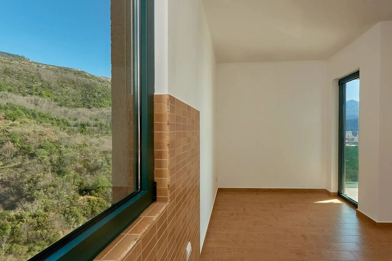 Sale, two bedroom apartment, 63m², Bečići, Budva