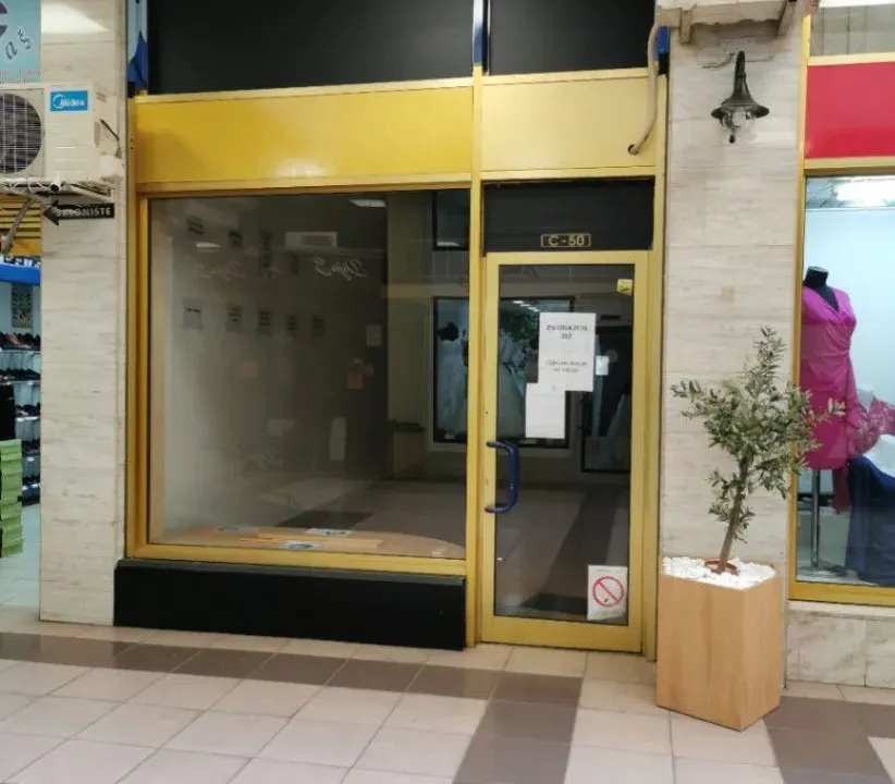 Prodaja, poslovni prostor, 48m², Niš, Srbija
