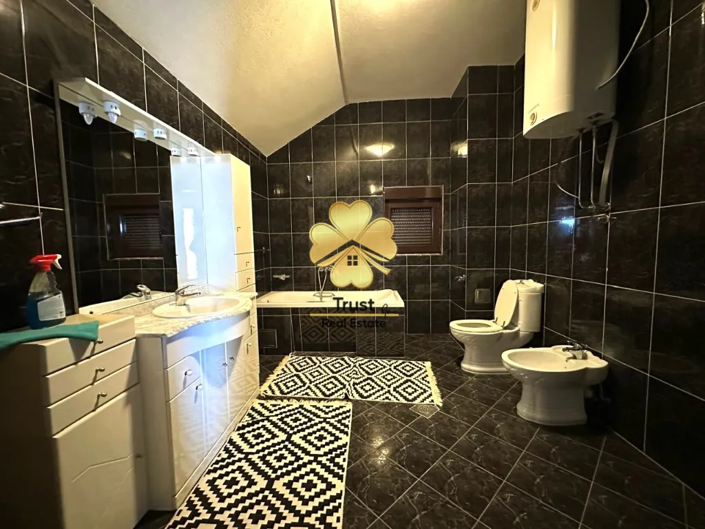 Rent, apartment, 280m², Gorica C, Podgorica