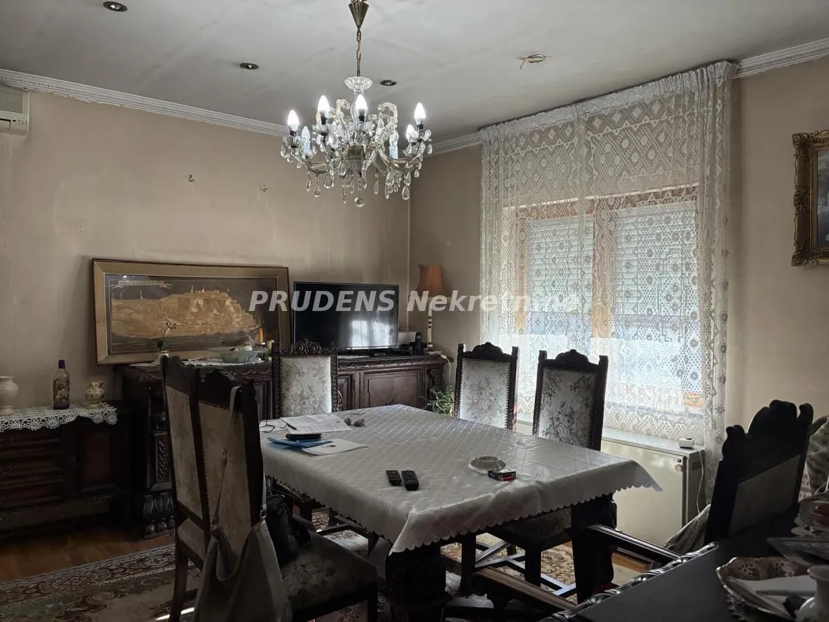 Sale, house, 61m², Vračar Sve Podlokacije, Beograd