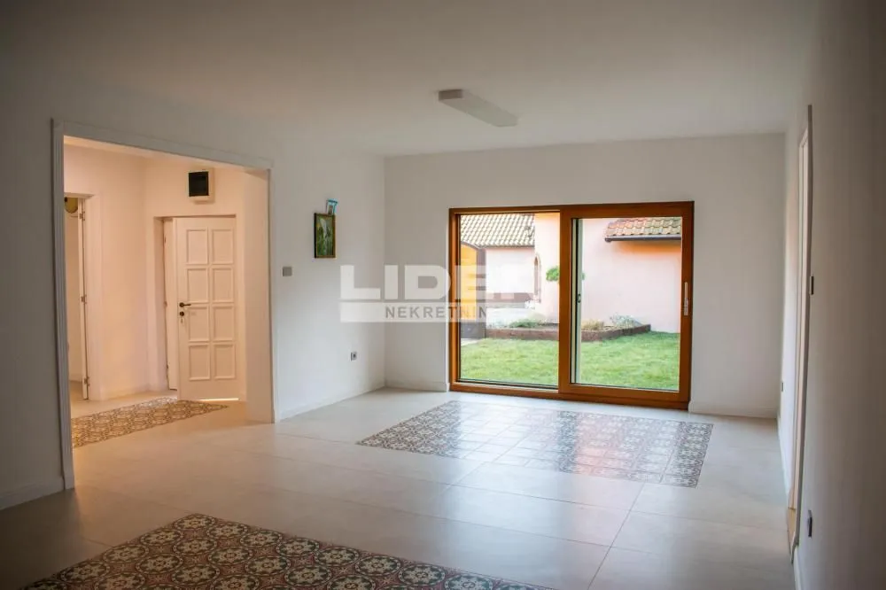 Rent, house, 145m², Zemun Gornji Grad, Zemun Sve Podlokacije