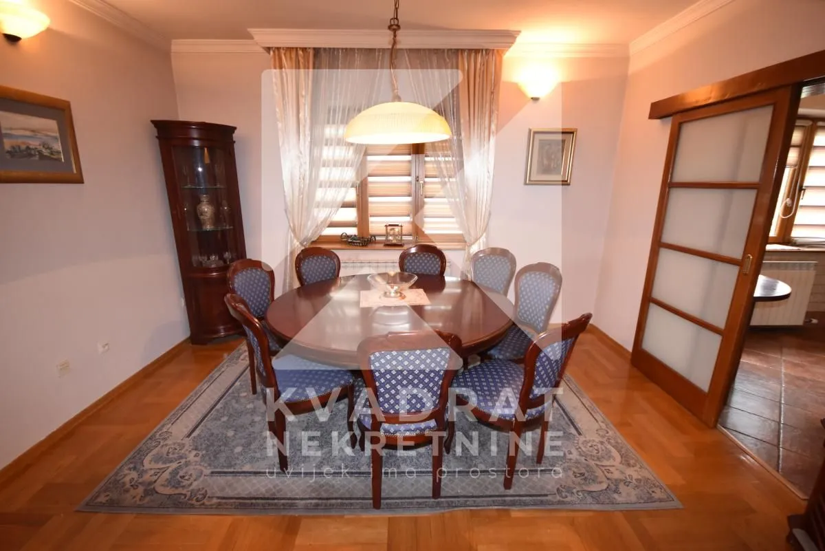 Rent, house, 300m², Ibričevina, Podgorica