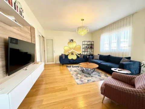 Izdavanje, trosoban stan, 100m², Central Point, Podgorica - image 3