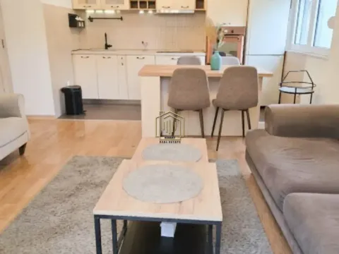 Prodaja, jednosoban stan, 43m², Dalmatinska ulica, Podgorica - image 3