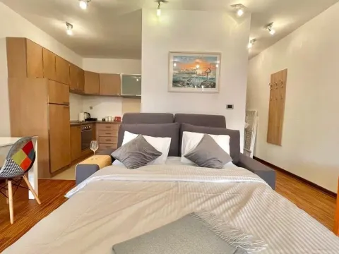 Sale, studio apartment, 36m², Pržno, Budva - image 14