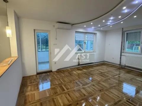 Izdavanje, trosoban stan, 100m², Novo naselje, Novi Sad - image 2