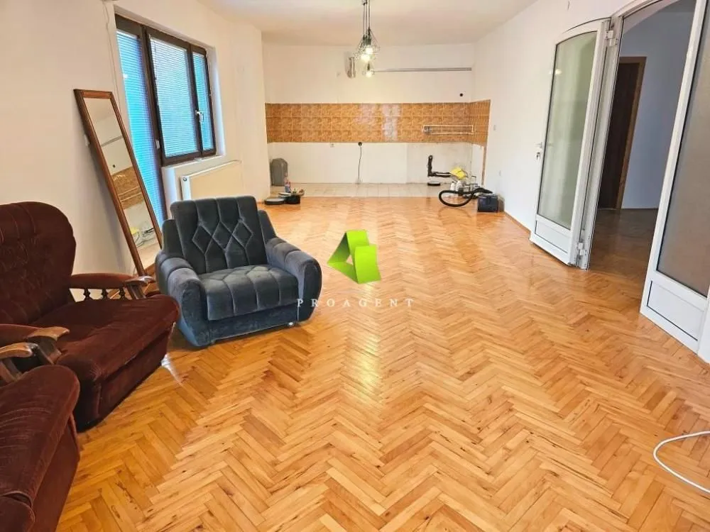 Prodaja, kuća, 285m², Medijana, Niš