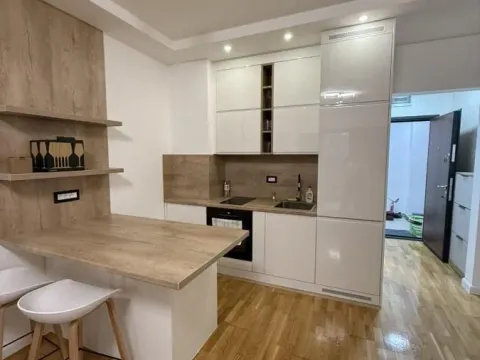 Izdavanje, garsonjera, 32m², Bulevar Oslobodjenja, Novi Sad Sve Podlokacije - image 2