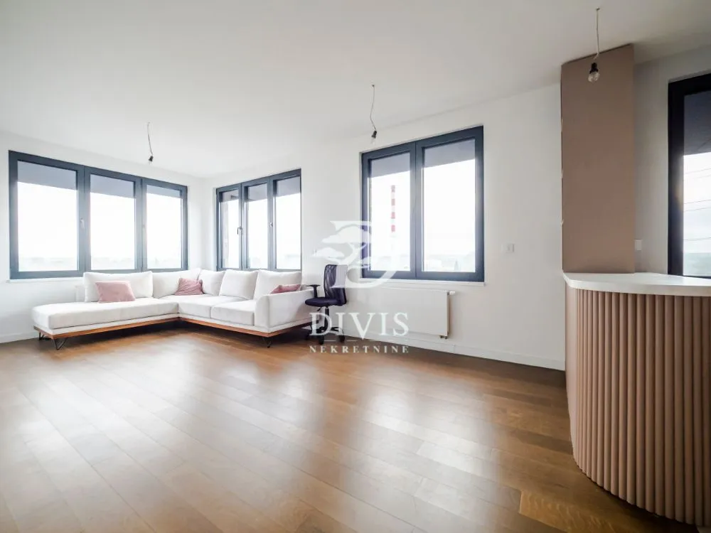 Prodaja, četvorosoban stan, 83m², Novi Beograd Sve Podlokacije, Beograd