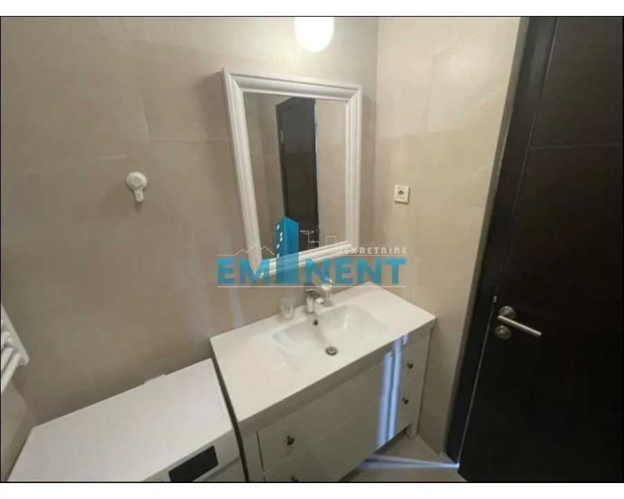 Rent, apartment, 40m², Profesorska Kolonija, Palilula Sve Podlokacije