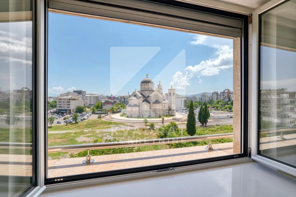 Rent, two bedroom apartment, 70m², Preko Morače, Podgorica