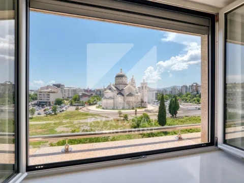 Rent, two bedroom apartment, 70m², Preko Morače, Podgorica - image 3