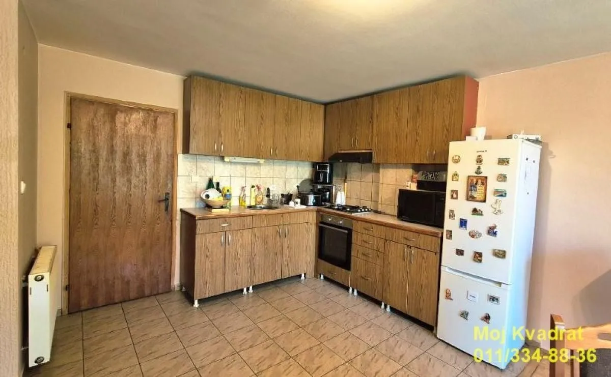 Prodaja, kuća, 244m², Čenej, Novi Sad Sve Podlokacije