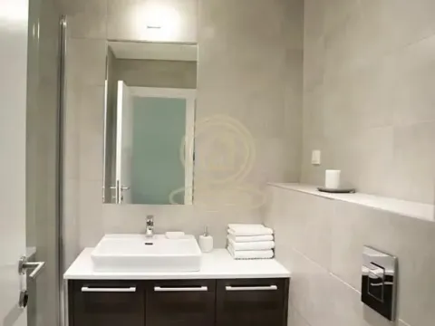 Rent, four bedroom apartment, 144m², Savski Venac, Beograd - image 13