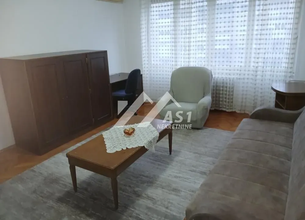 Izdavanje, jednosoban stan, 37m², Grbavica, Novi Sad Sve Podlokacije