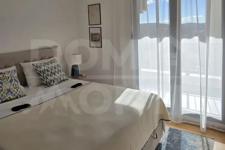 Izdavanje, dvosoban stan, 61m², Pod Kuk, Tivat