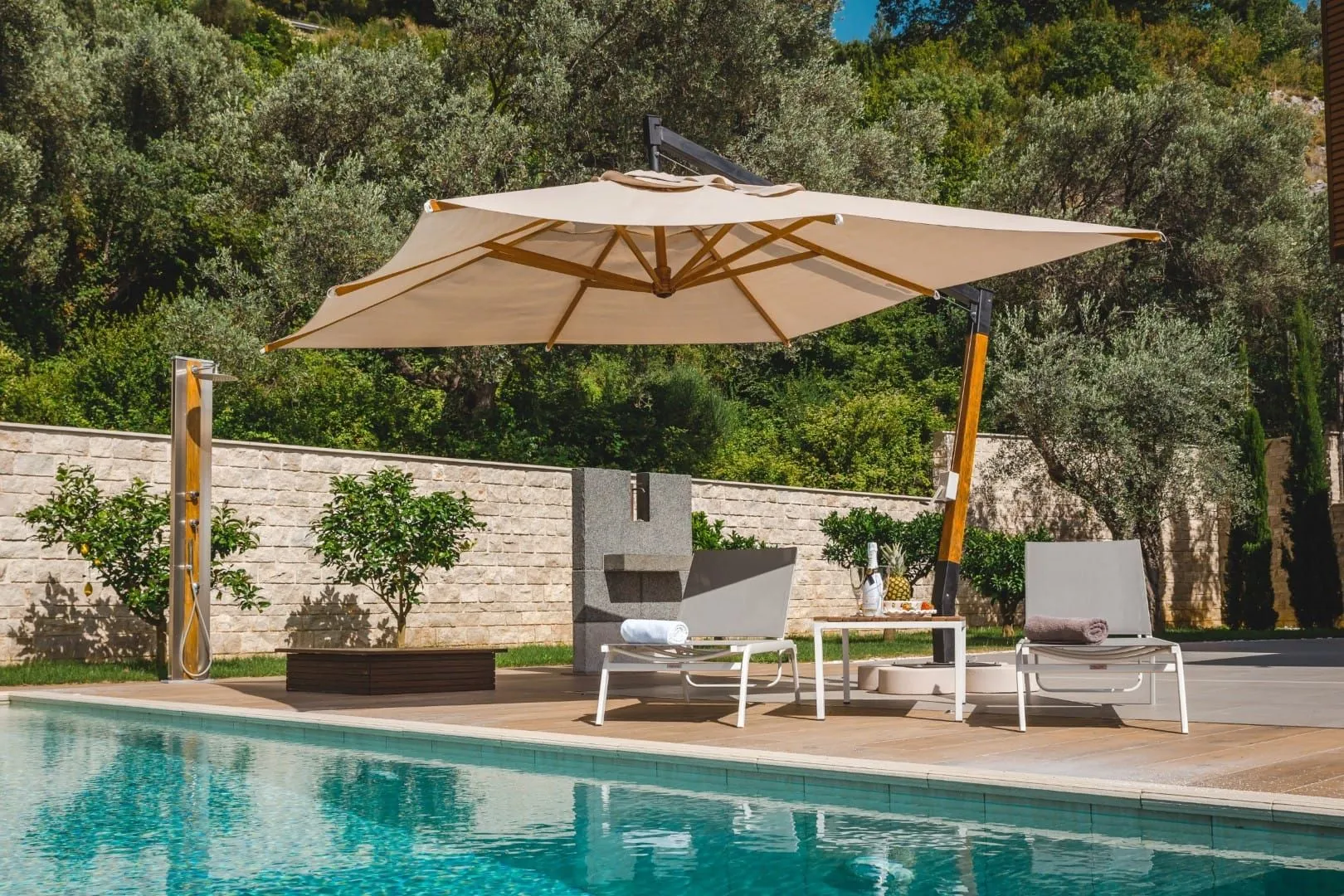 Rent, house, 749m², Crvena Glavica, Budva