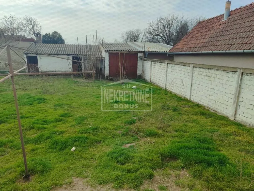 Prodaja, kuća, 136m², Železničko Naselje, Subotica