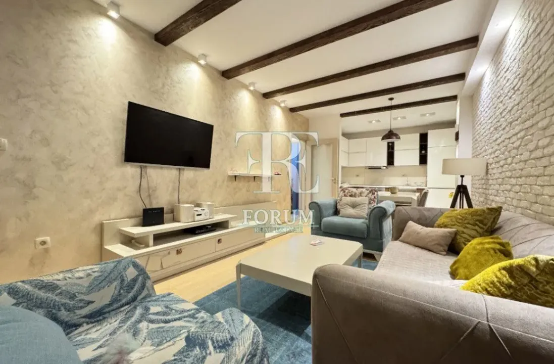 Rent, two bedroom apartment, 71m², City Kvart, Podgorica