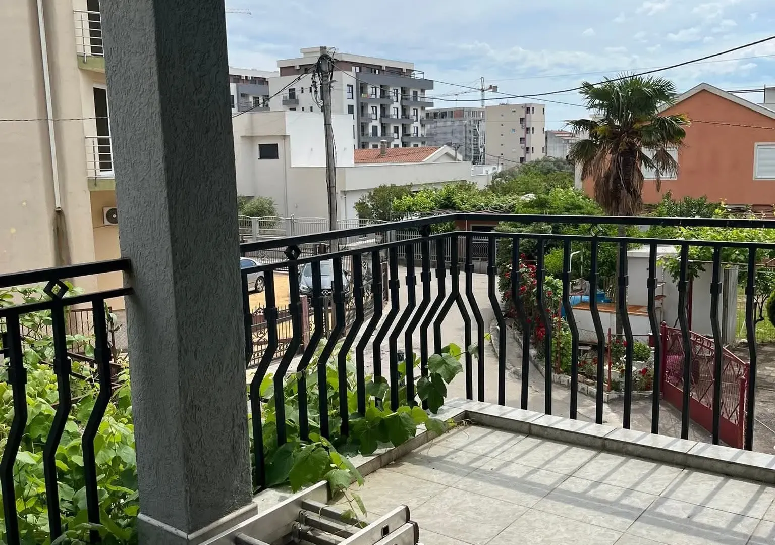 Izdavanje, dvosoban stan, 70m², Ilino, Bar
